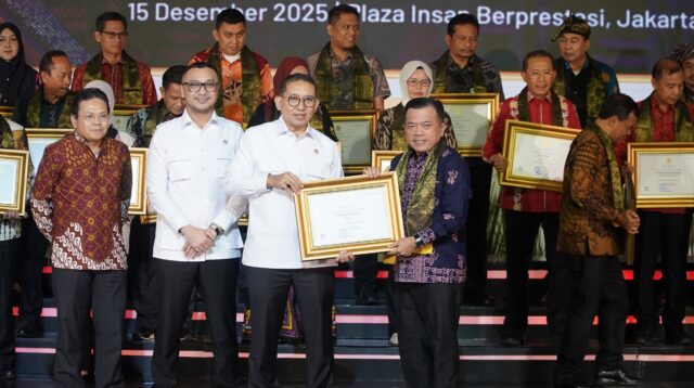 Gubernur Al Haris terima Penghargaan Warisan Budaya Tak Benda 2025
