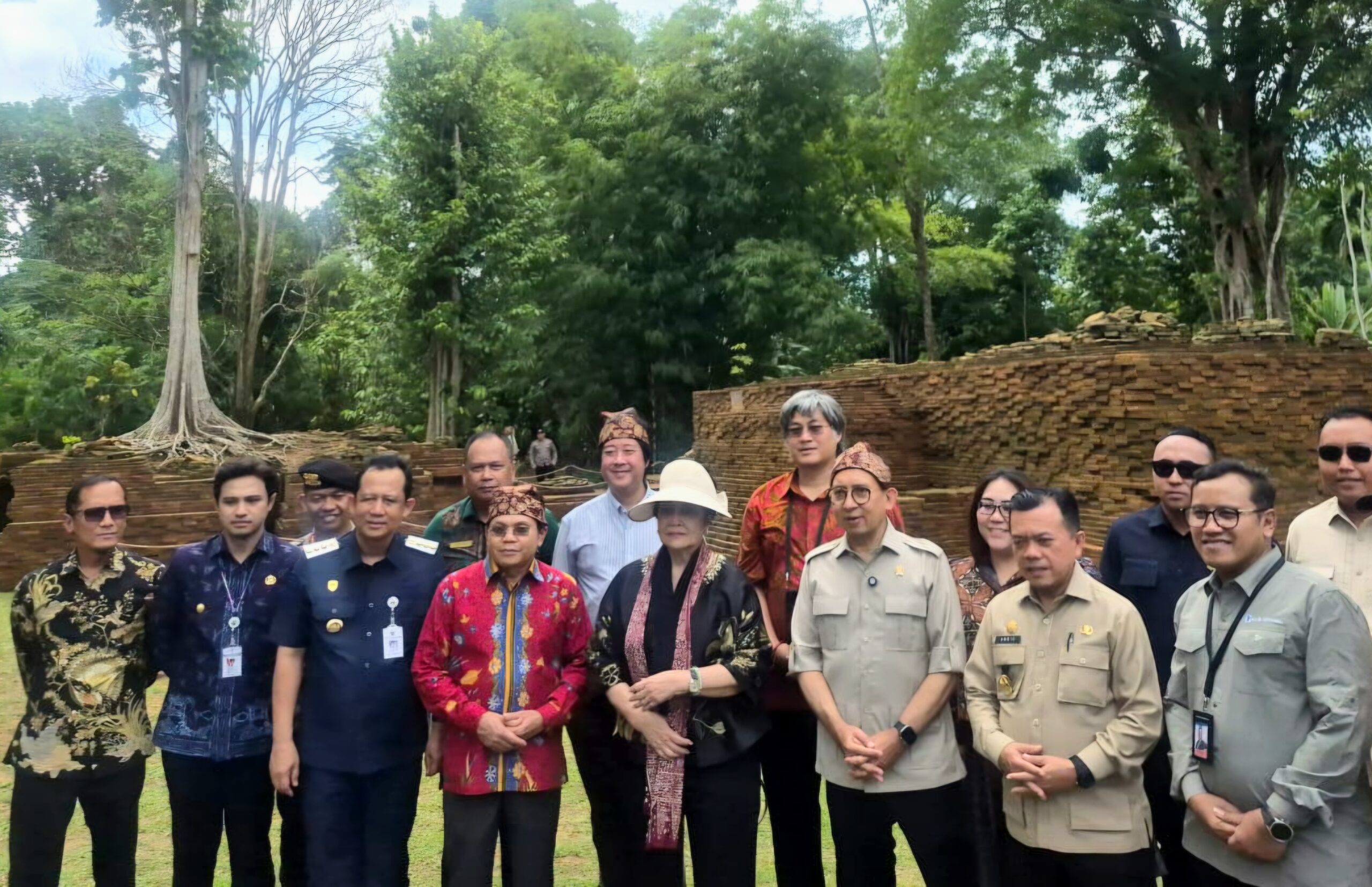 Gubernur Jambi Al Haris dampingi Menteri Kebudayaan Republik Indonesia, Fadli Zon tinjau Candi Muaro Jambi